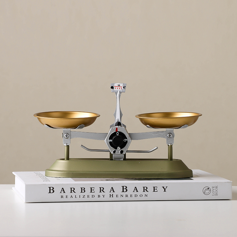 ‌Minimalist Iron Balance Sculp - Photography Zen ulasan dan harga