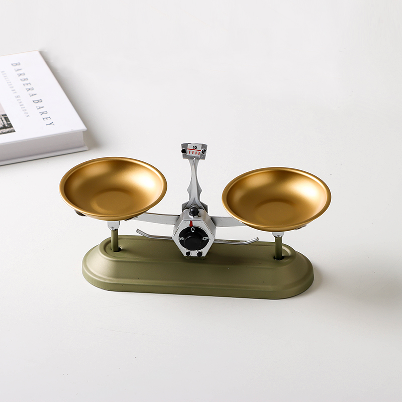 ‌Minimalist Iron Balance Sculp - Photography Zen ulasan dan harga