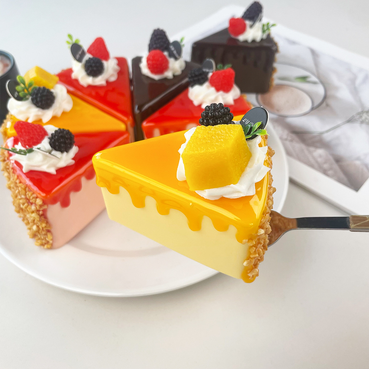 Fake Birthday Cake Simulation  - Photography Triangle ulasan dan harga